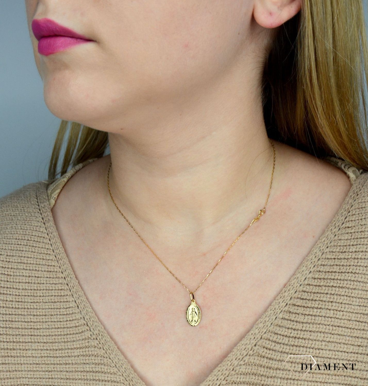 Złoty łańcuszek 585 ankier 1 mm DIA-LAN-1238-585 1mm ✅ Złoty łańcuszek o klasycznym splocie typu ankier ✅.jpg